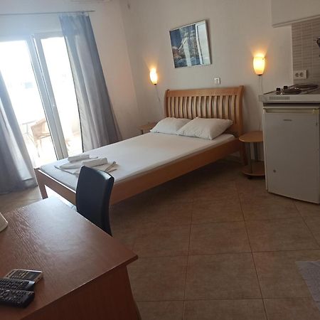 Apartment'S Meti Ulcinj Room photo