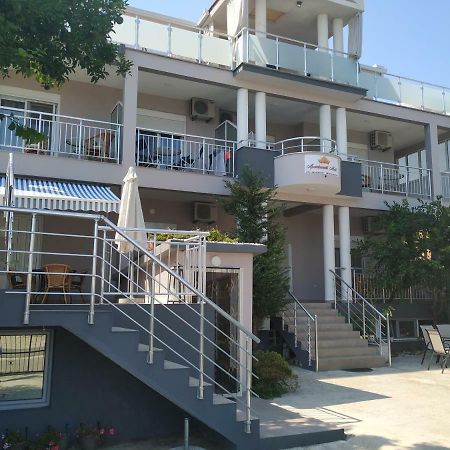 Apartment'S Meti Ulcinj Exterior photo