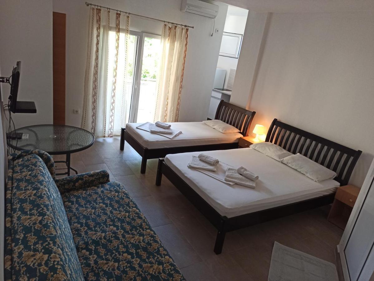 Apartment'S Meti Ulcinj Exterior photo