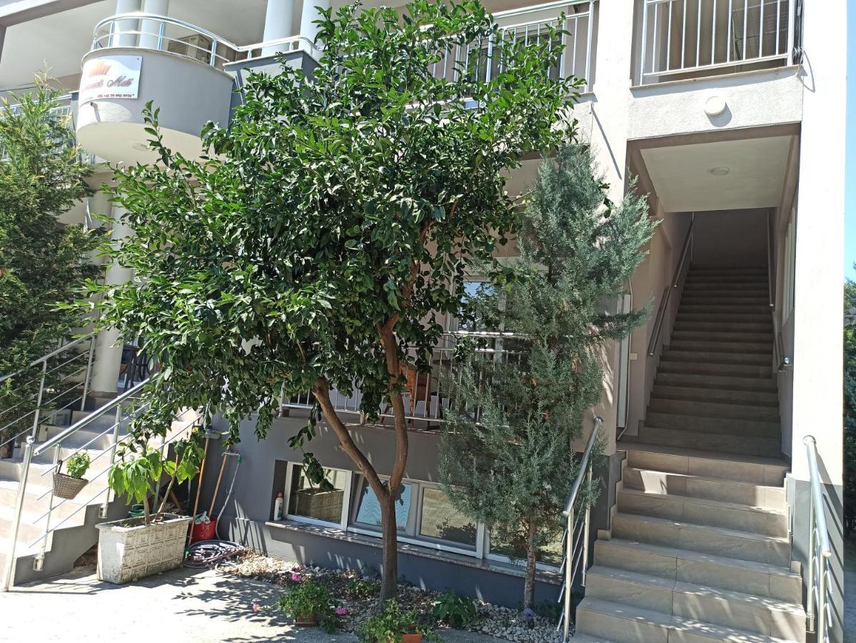 Apartment'S Meti Ulcinj Exterior photo
