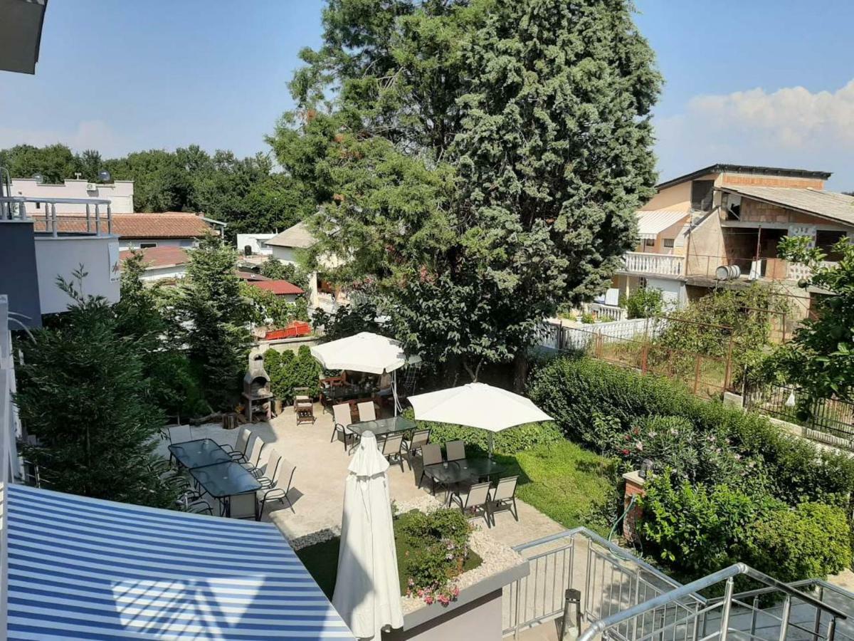 Apartment'S Meti Ulcinj Exterior photo