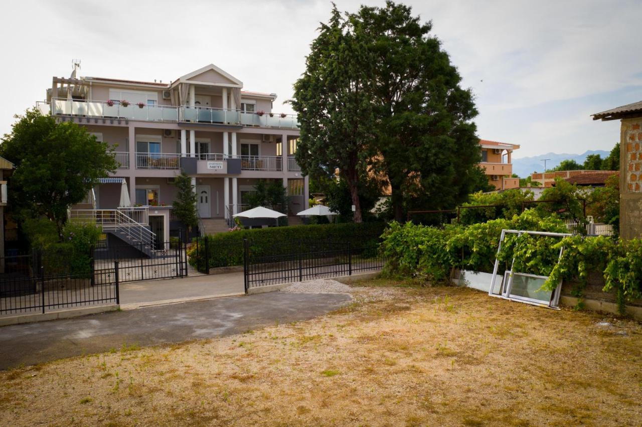 Apartment'S Meti Ulcinj Exterior photo